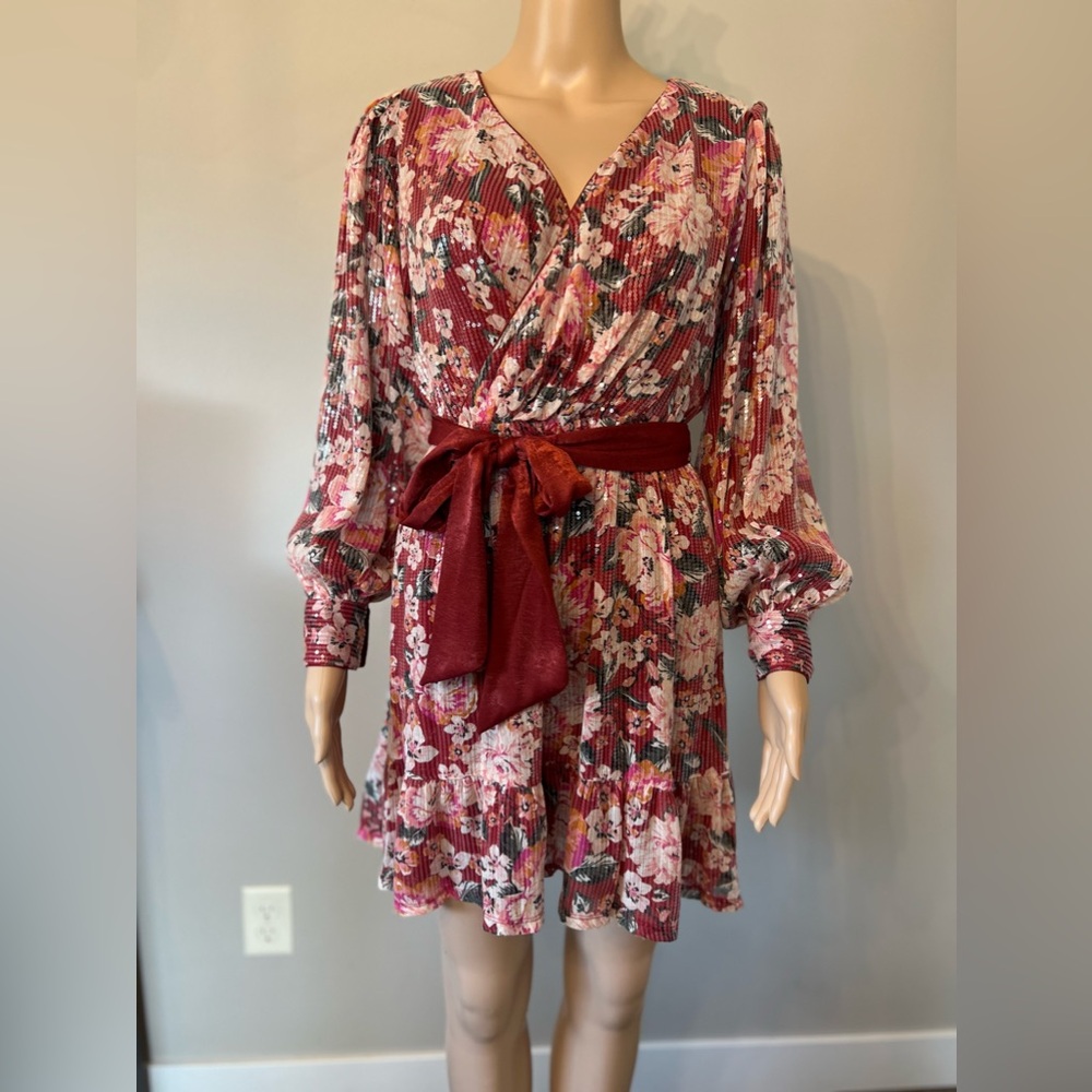 BRAND NEW Flower/Sparkly Women XS Long Sleeve dress